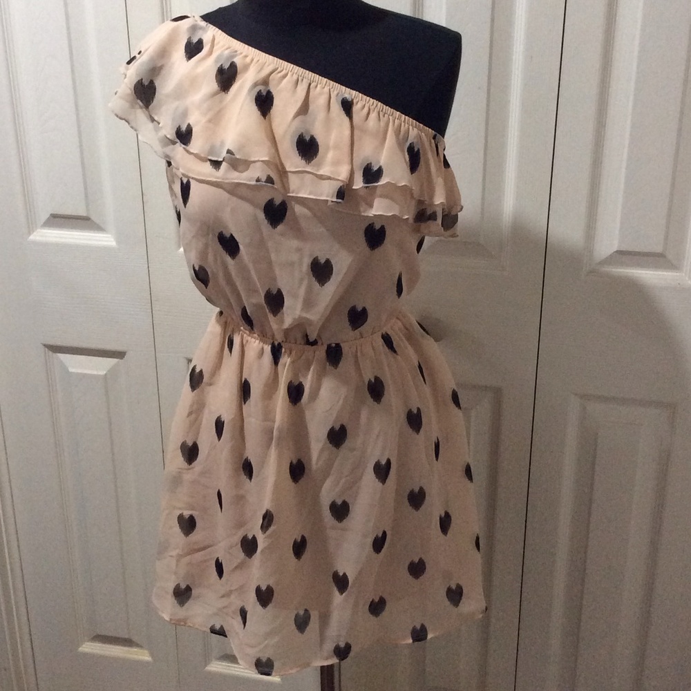 One Shoulder Ruffle Heart Dress